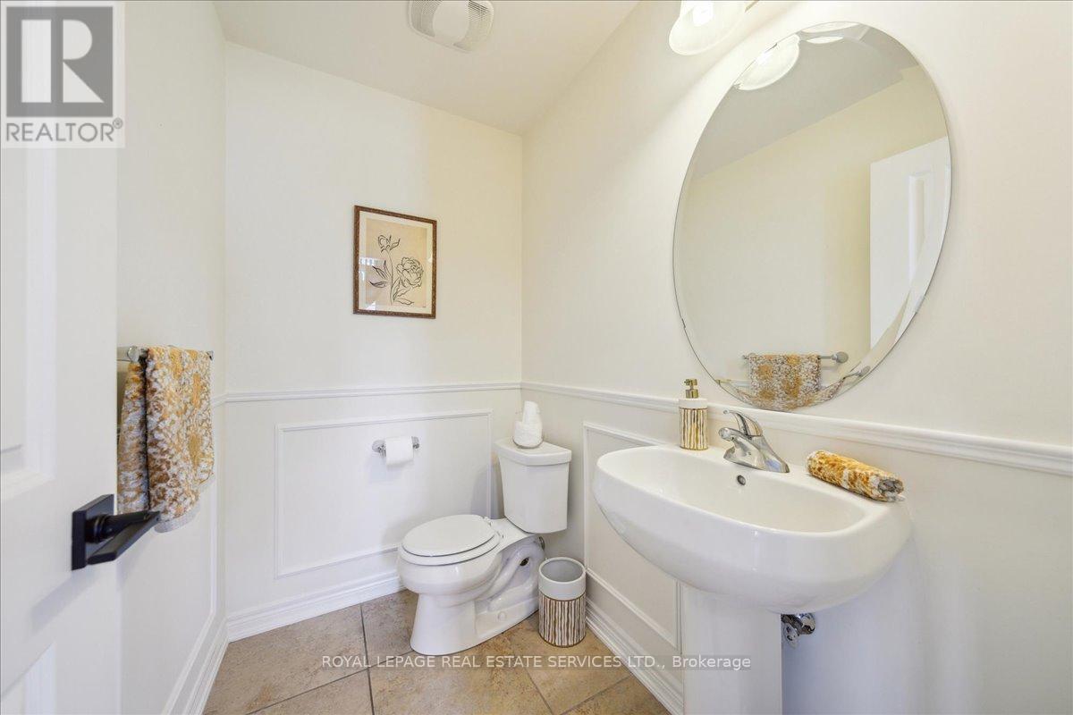 3150 Trailside Drive, Oakville, Ontario  L6M 0P6 - Photo 23 - W12438196