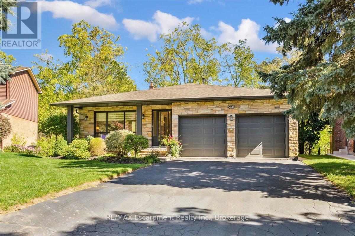 346 Kingsway Place, Milton, Ontario  L9T 4C8 - Photo 3 - W12440250