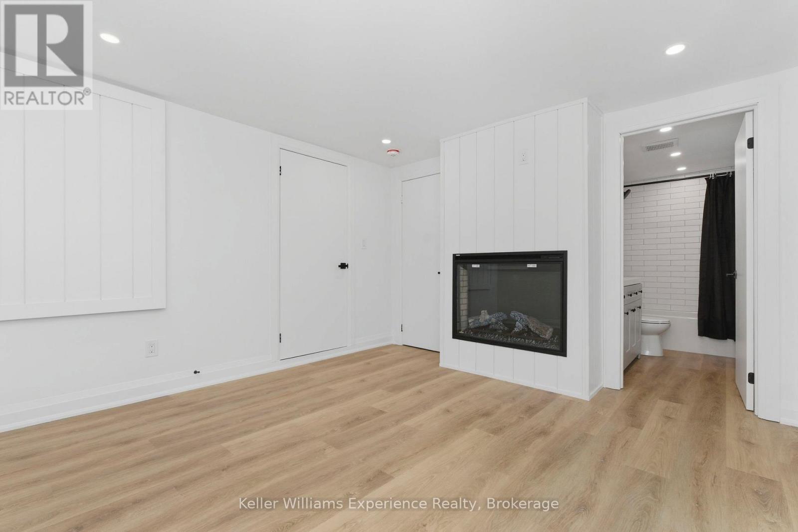 3355 Muskoka Street, Severn, Ontario  L0K 2B0 - Photo 20 - S12439838