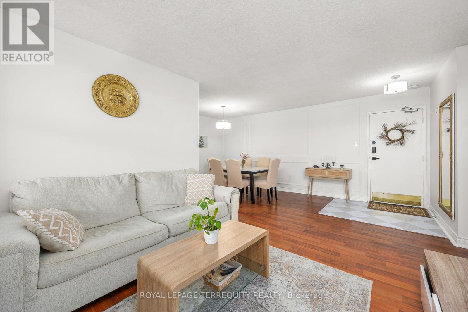 1006 - 966 Inverhouse Drive, Mississauga, Ontario  L5J 4B6 - Photo 7 - W12440006