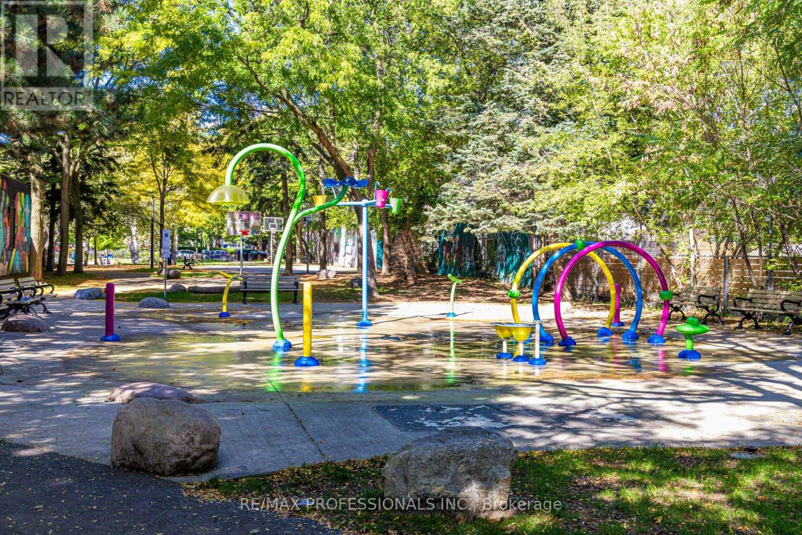 54 Wright Avenue, Toronto, Ontario  M6R 1K8 - Photo 22 - W12440017