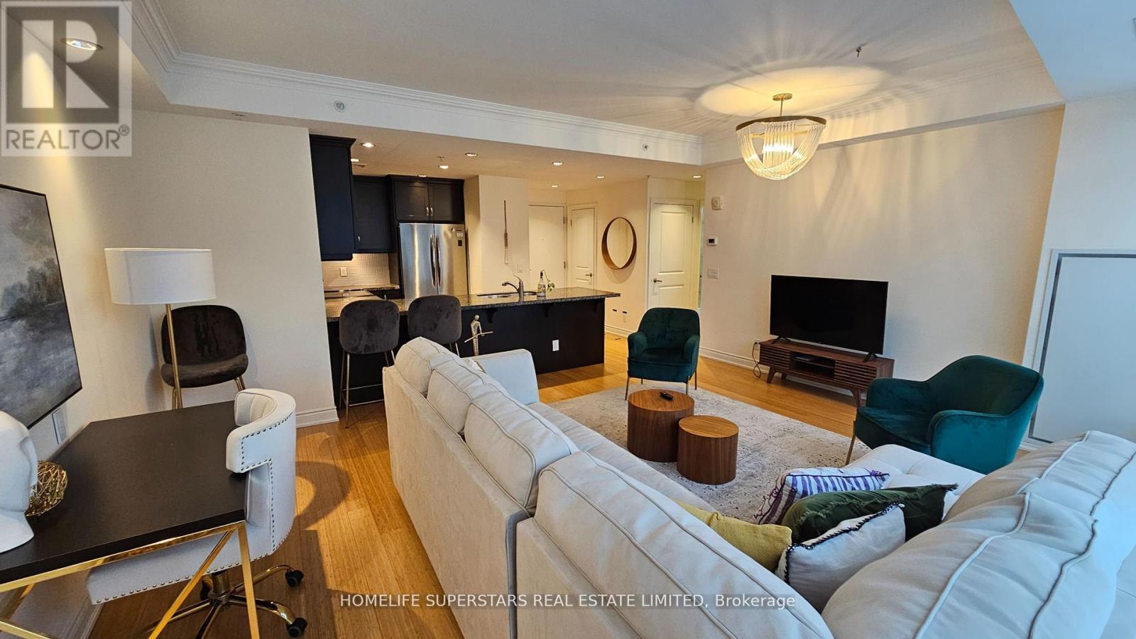 302 - 205 Lakeshore Road W, Oakville, Ontario  L6K 0H8 - Photo 14 - W12440018