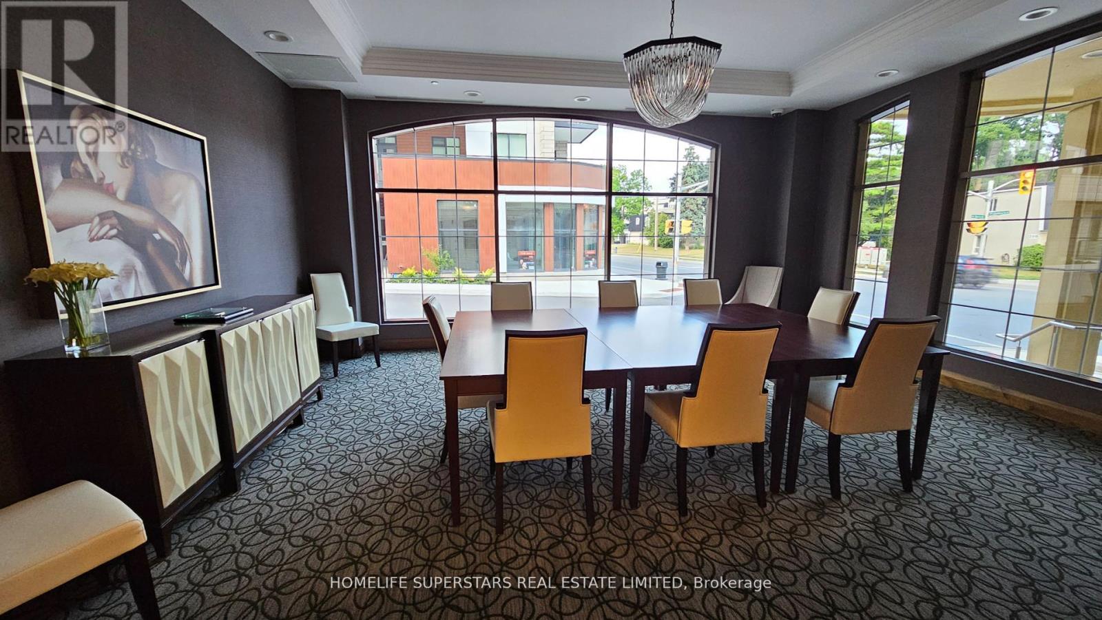 302 - 205 Lakeshore Road W, Oakville, Ontario  L6K 0H8 - Photo 16 - W12440018