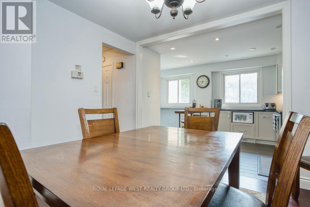 3 - 92 Twenty Ninth Street, Toronto, Ontario  M8W 3B2 - Photo 13 - W12440047