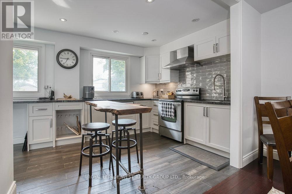 3 - 92 Twenty Ninth Street, Toronto, Ontario  M8W 3B2 - Photo 15 - W12440047