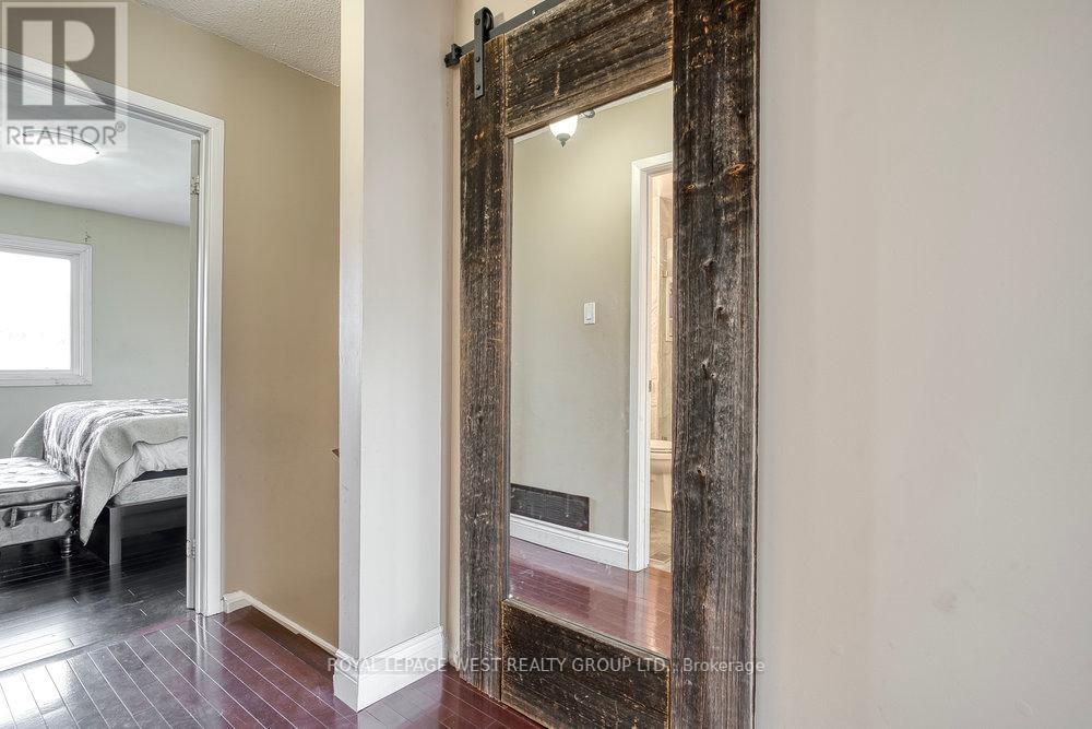 3 - 92 Twenty Ninth Street, Toronto, Ontario  M8W 3B2 - Photo 27 - W12440047