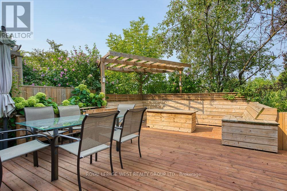 3 - 92 Twenty Ninth Street, Toronto, Ontario  M8W 3B2 - Photo 38 - W12440047