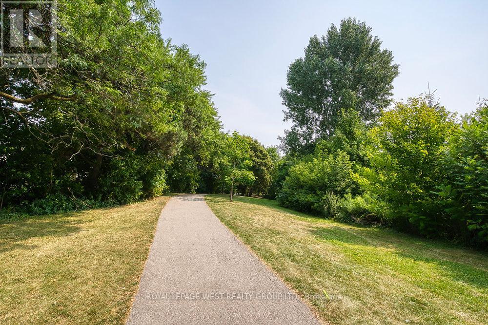 3 - 92 Twenty Ninth Street, Toronto, Ontario  M8W 3B2 - Photo 44 - W12440047