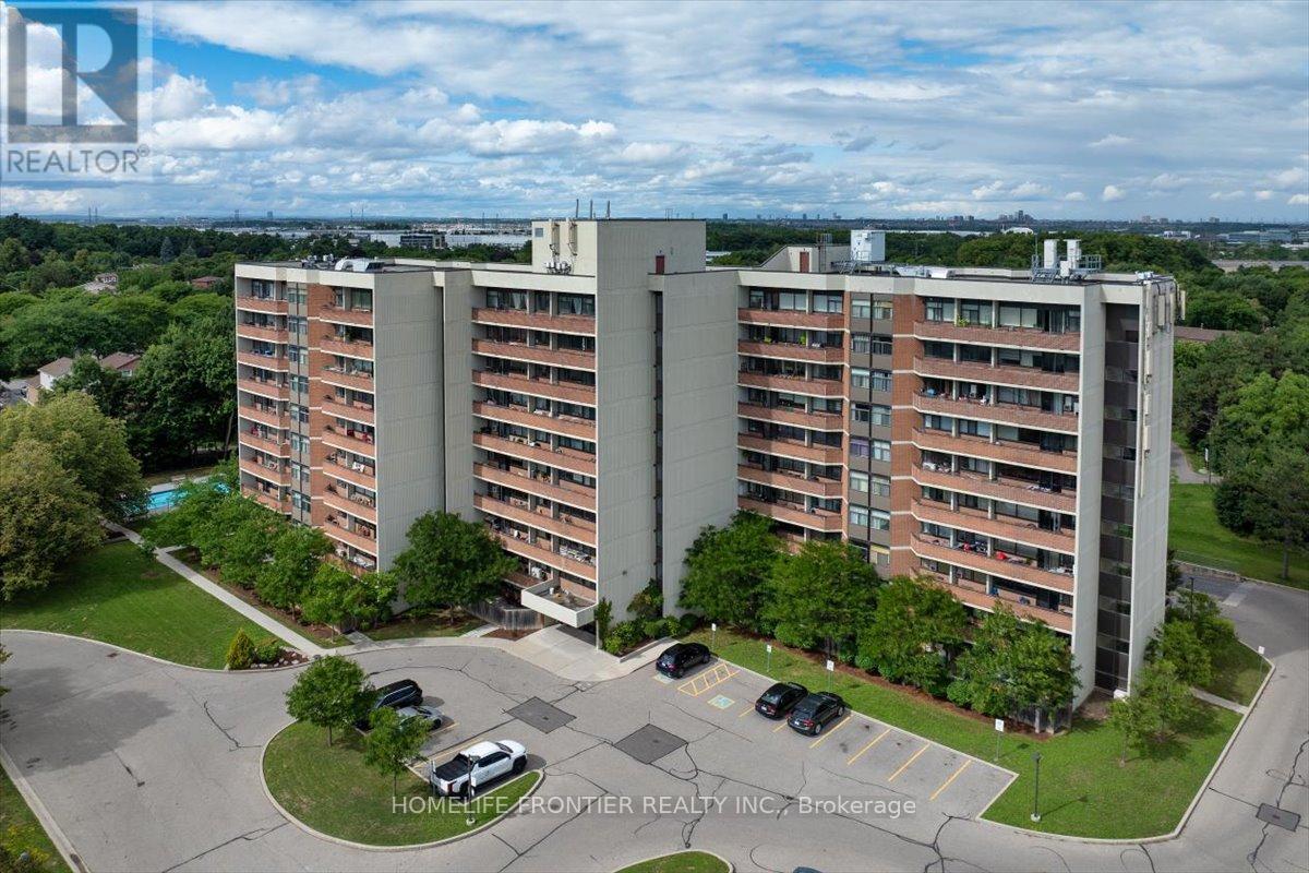 605 - 2301 Derry Road W, Mississauga, Ontario  L5N 2R4 - Photo 38 - W12440048