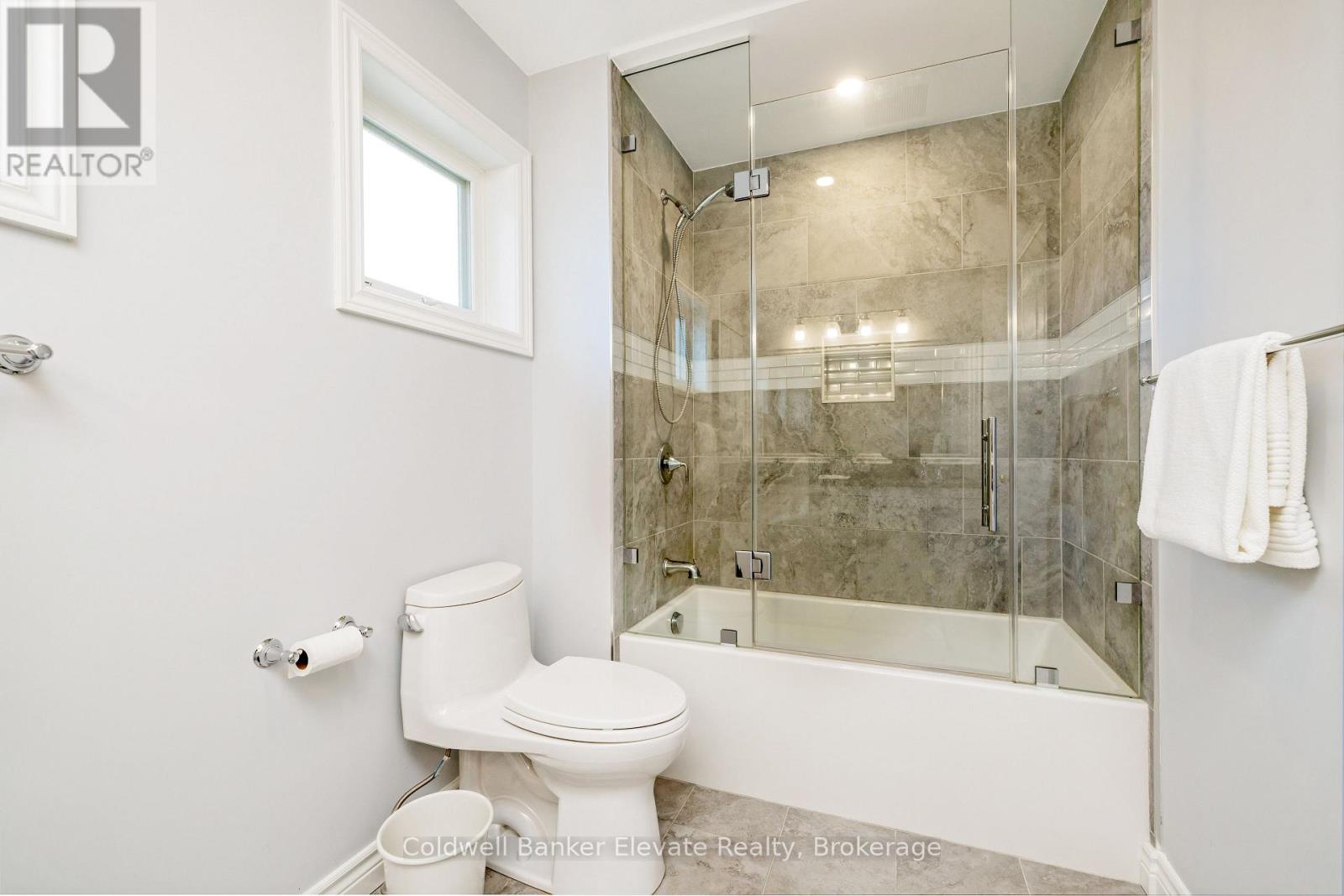 78 Grist Mill Drive, Halton Hills, Ontario  L7G 6B7 - Photo 26 - W12440051