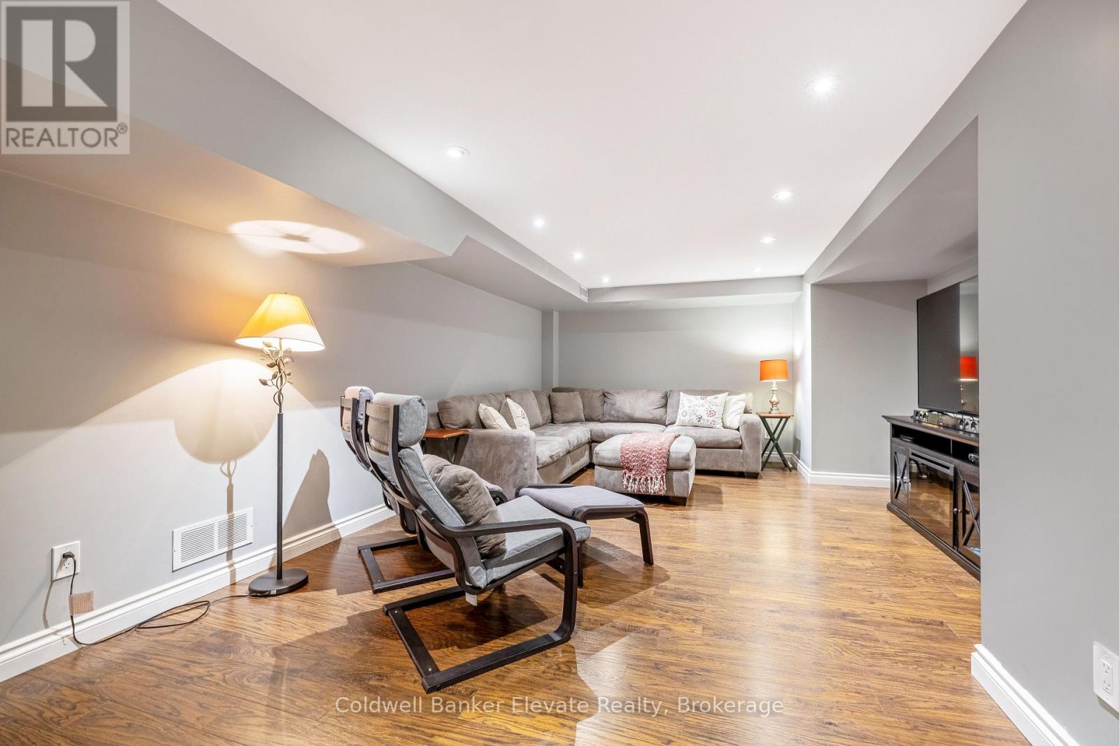 78 Grist Mill Drive, Halton Hills, Ontario  L7G 6B7 - Photo 37 - W12440051