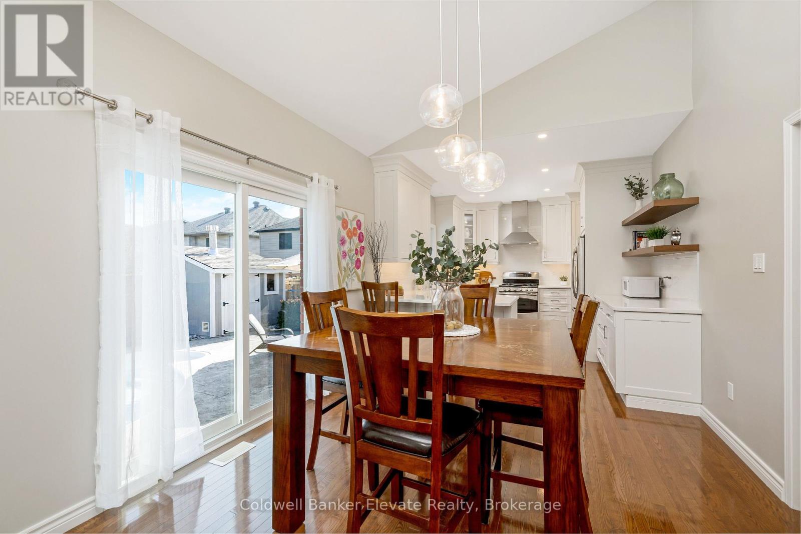 78 Grist Mill Drive, Halton Hills, Ontario  L7G 6B7 - Photo 8 - W12440051