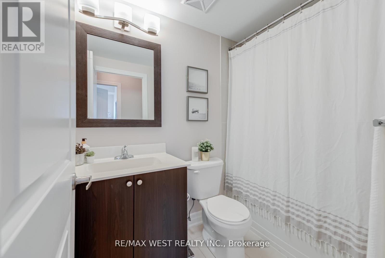103 - 15 Sousa Mendes Street, Toronto, Ontario  M6P 0A9 - Photo 30 - W12440064