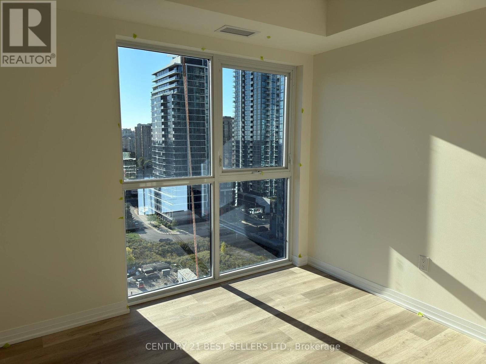 Unknown Address, ,     - Photo 7 - W12440077