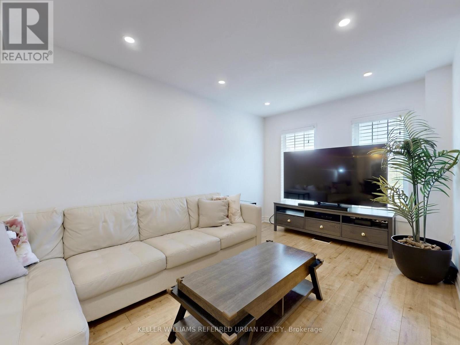 50 - 1480 Britannia Road W, Mississauga, Ontario  L5V 2K4 - Photo 4 - W12440086