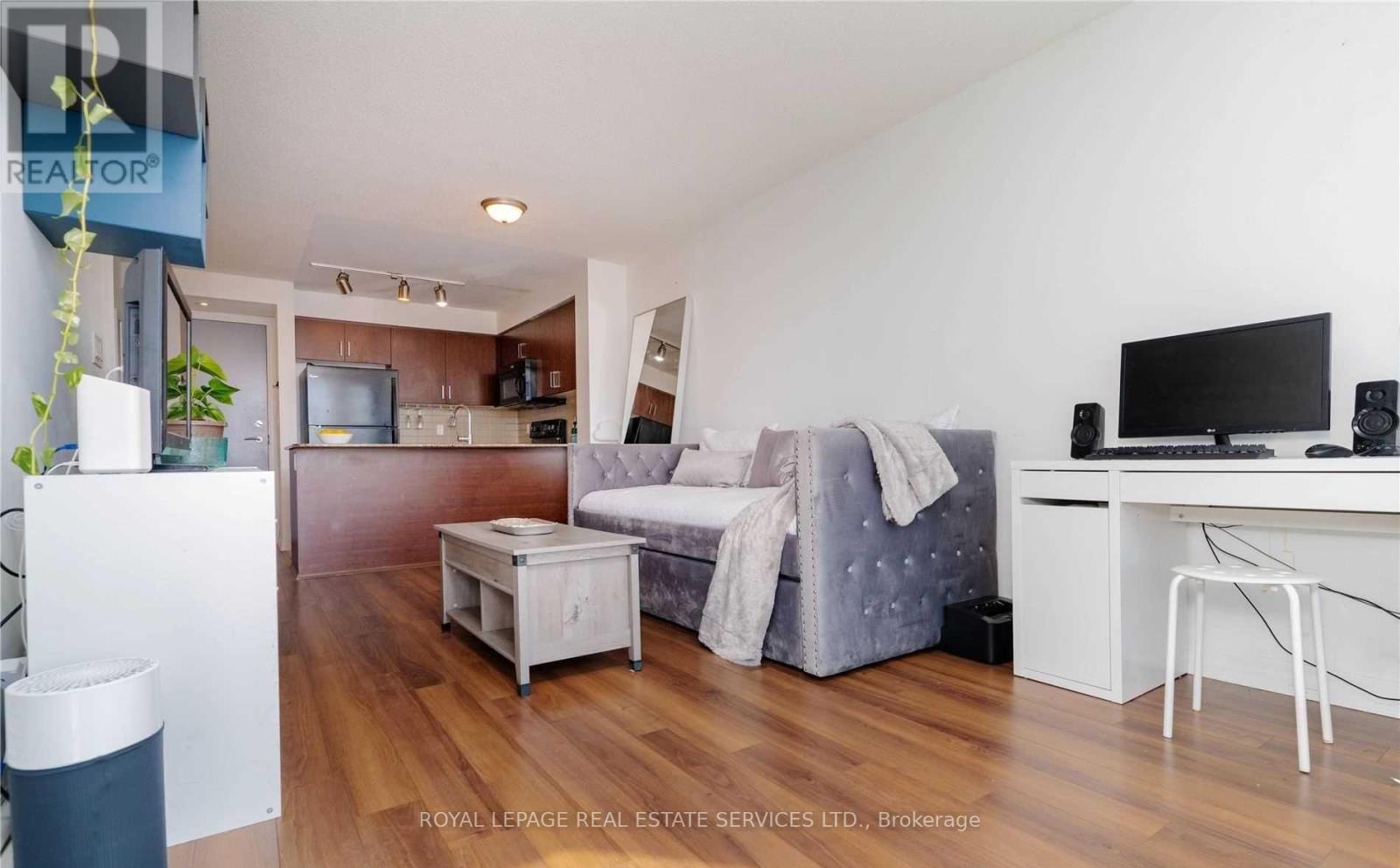 717 - 80 Esther Lorrie Drive, Toronto, Ontario  M9W 4V1 - Photo 14 - W12440096
