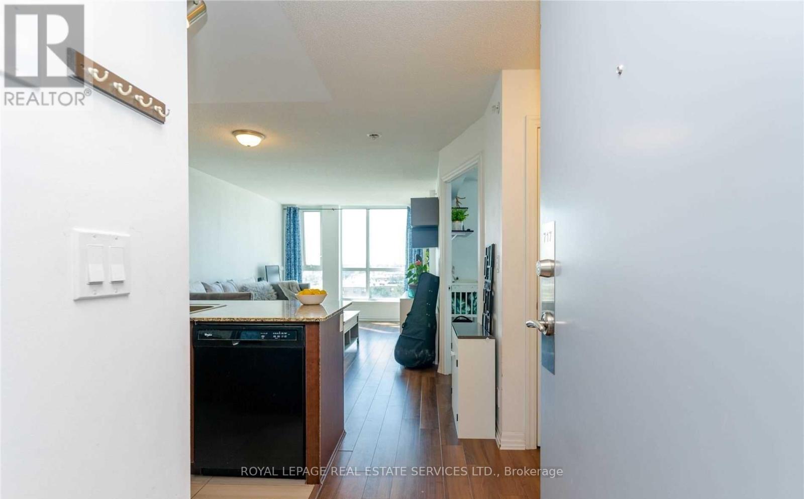 717 - 80 Esther Lorrie Drive, Toronto, Ontario  M9W 4V1 - Photo 7 - W12440096