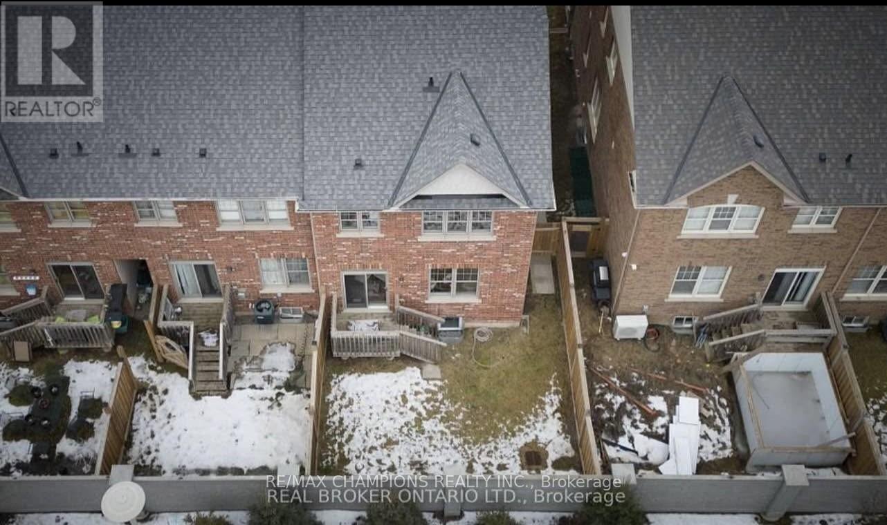 56 Goodsway Trail, Brampton, Ontario  L7A 4A3 - Photo 2 - W12440103