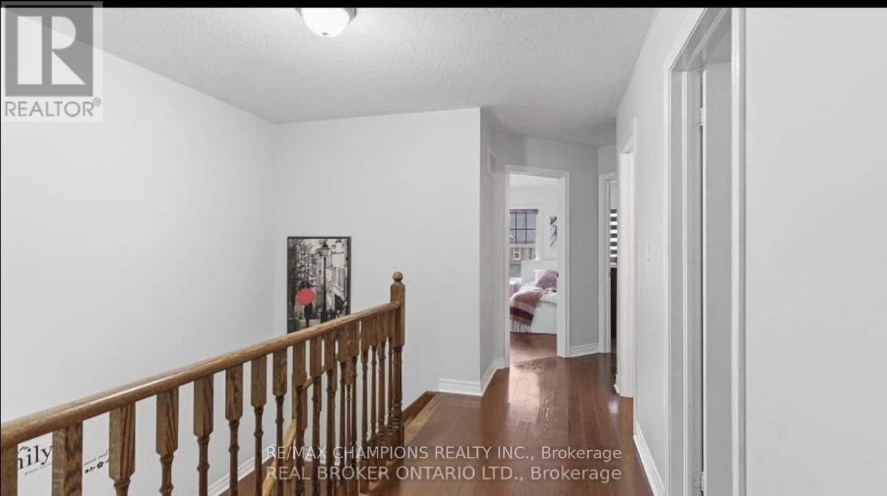 56 Goodsway Trail, Brampton, Ontario  L7A 4A3 - Photo 7 - W12440103