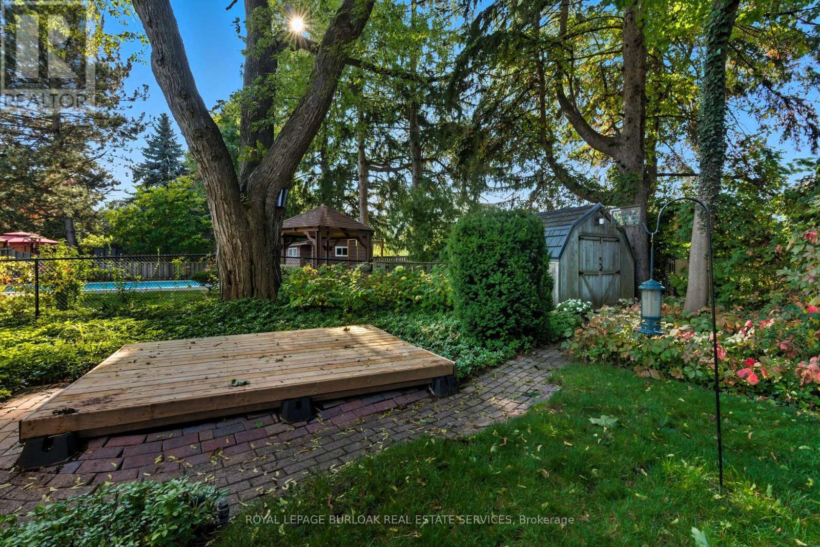 1169 Greening Avenue, Mississauga, Ontario  L4Y 1H3 - Photo 34 - W12440109