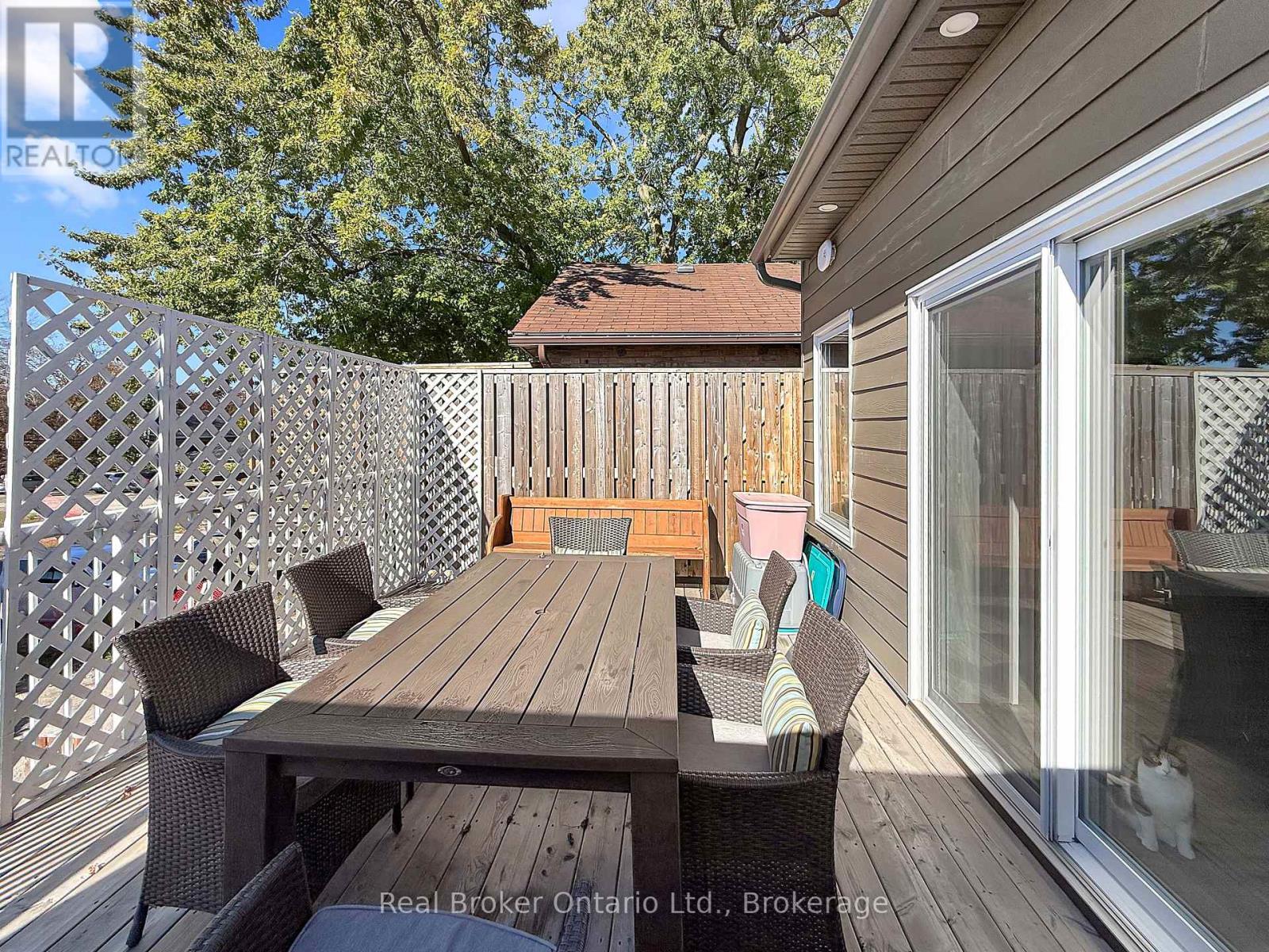 189-193 High Street, Saugeen Shores, Ontario  N0H 2L0 - Photo 29 - X12438829