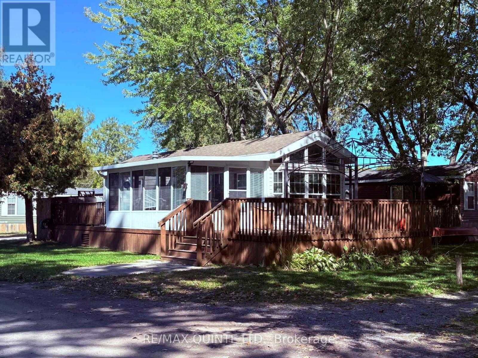 20 Cherry Beach Lane - 486 County Rd 18 Road, Prince Edward County, Ontario  K0K 1P0 - Photo 2 - X12351655