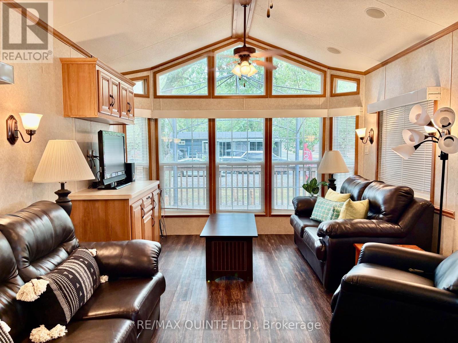20 Cherry Beach Lane - 486 County Rd 18 Road, Prince Edward County, Ontario  K0K 1P0 - Photo 17 - X12351655
