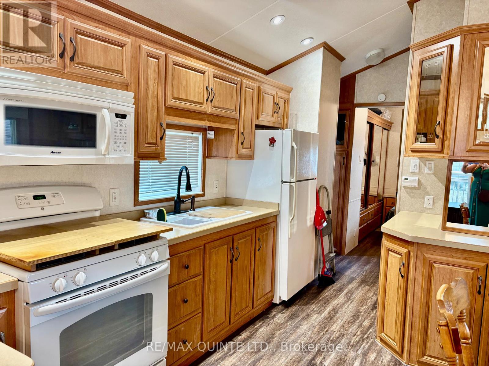 20 Cherry Beach Lane - 486 County Rd 18 Road, Prince Edward County, Ontario  K0K 1P0 - Photo 24 - X12351655