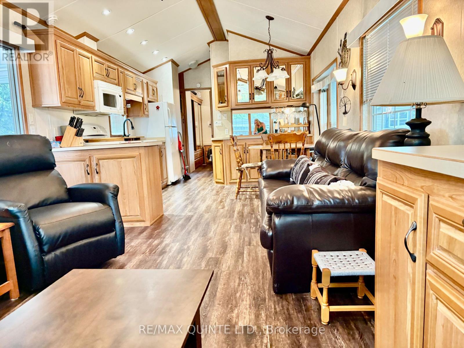 20 Cherry Beach Lane - 486 County Rd 18 Road, Prince Edward County, Ontario  K0K 1P0 - Photo 19 - X12351655