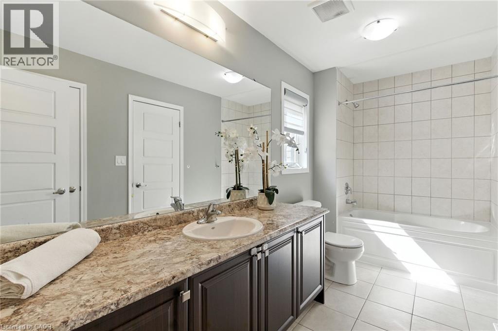126 Cactus Crescent, Stoney Creek, Ontario  L8J 0M3 - Photo 33 - 40775757