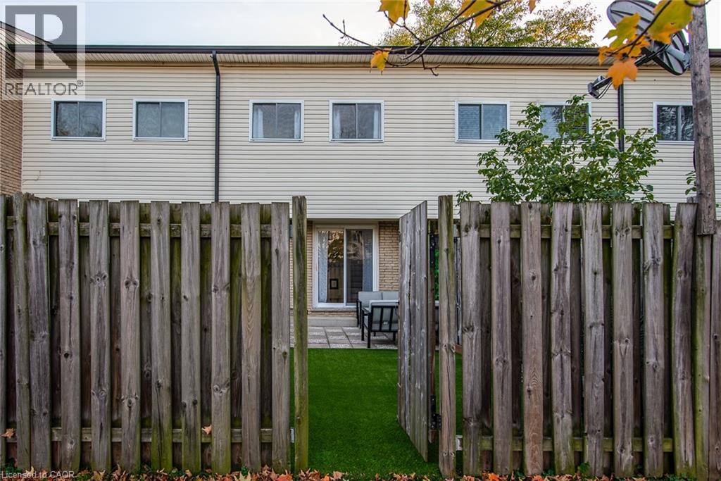 211 Veronica Drive Unit# 11, Kitchener, Ontario  N2A 2R8 - Photo 38 - 40775488