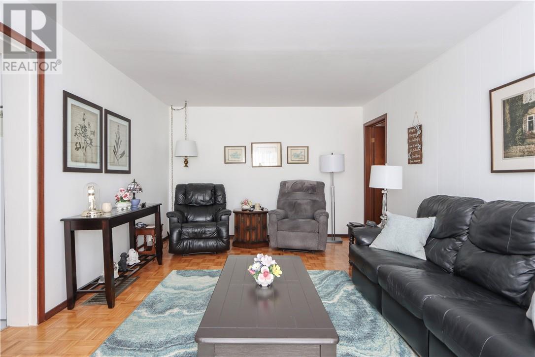 232 Edward Street, Coniston, Ontario  P0M 1M0 - Photo 3 - 2125031
