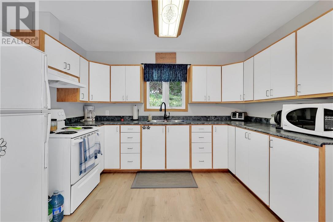 19 Janice Drive, Webbwood, Ontario  P0P 2G0 - Photo 15 - 2123105