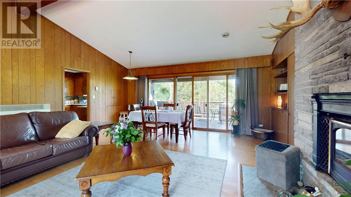 26 Hall Street, Gore Bay, Ontario  P0P 1H0 - Photo 27 - 2122492