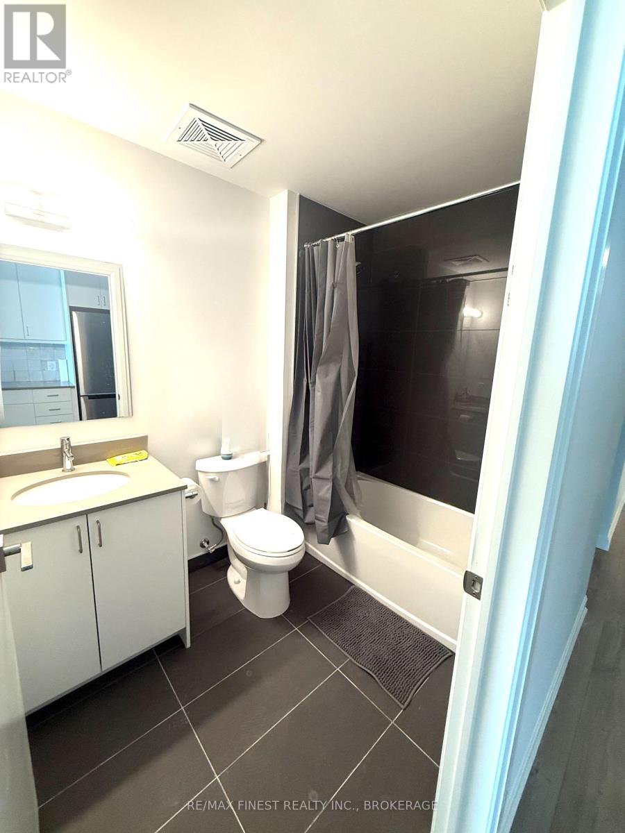 304 - 223 Princess Street, Kingston, Ontario  K7L 1B3 - Photo 5 - X12440310