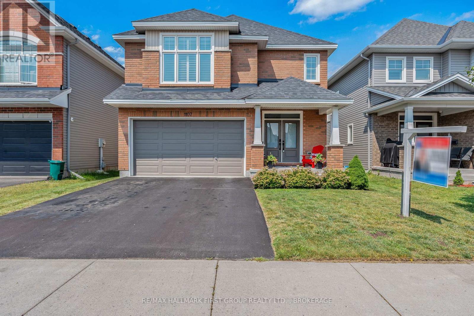 1107 Woodhaven Drive, Kingston, Ontario  K7P 0R7 - Photo 2 - X12440381