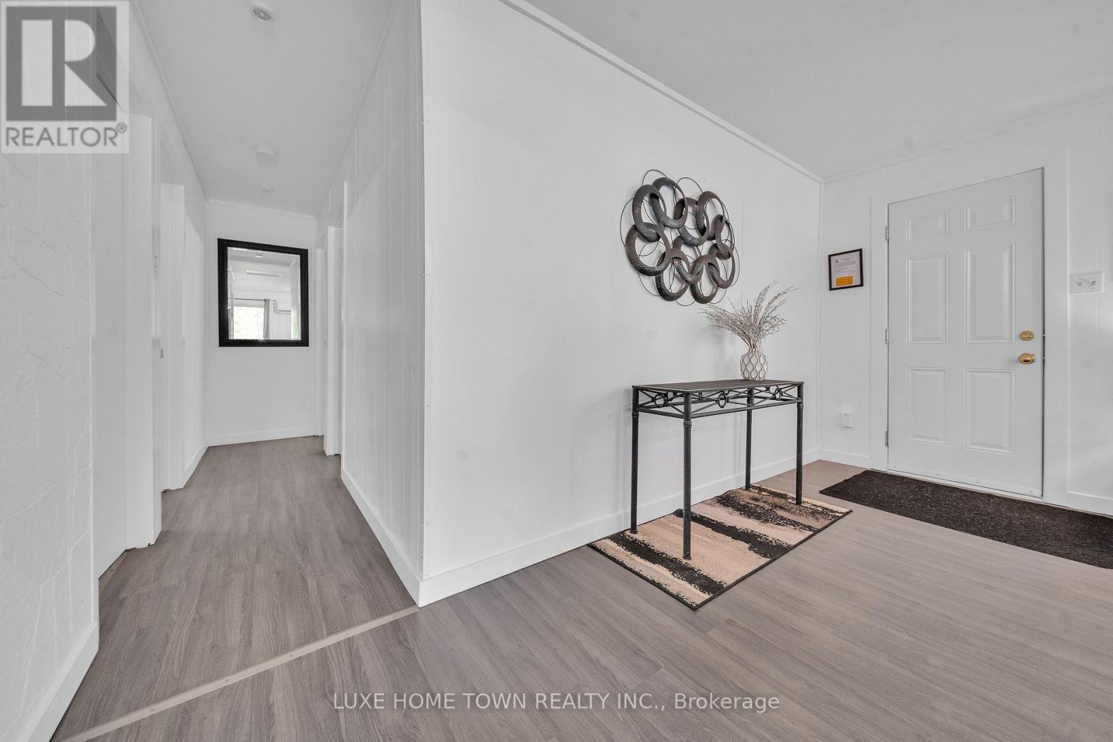 2 Birch Street, South Bruce Peninsula, Ontario  N0H 2G0 - Photo 11 - X12440010