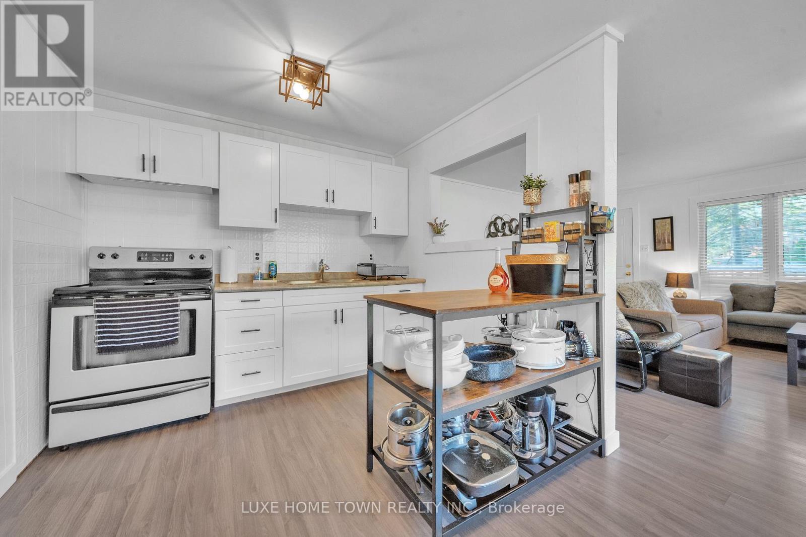 2 Birch Street, South Bruce Peninsula, Ontario  N0H 2G0 - Photo 19 - X12440010