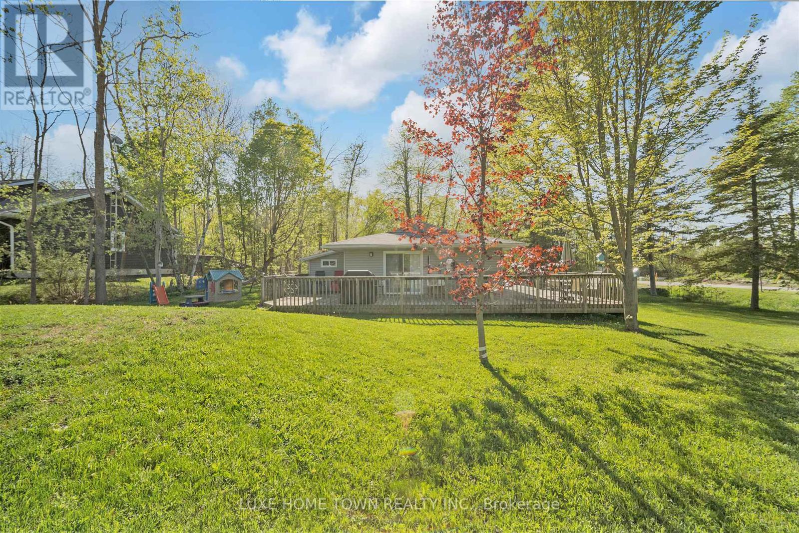 2 Birch Street, South Bruce Peninsula, Ontario  N0H 2G0 - Photo 38 - X12440010