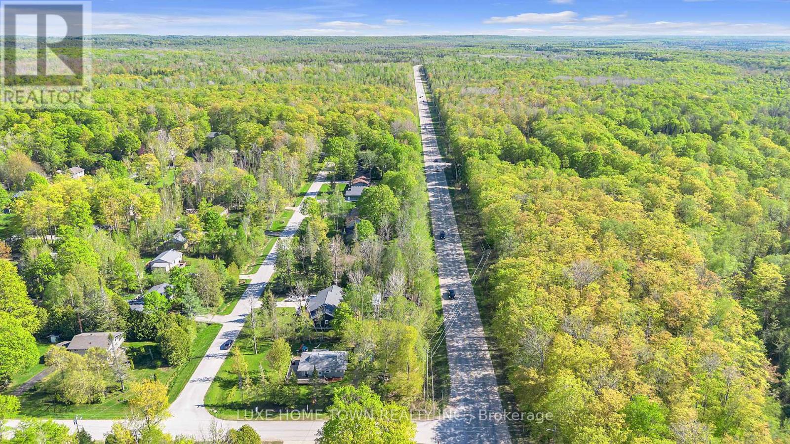 2 Birch Street, South Bruce Peninsula, Ontario  N0H 2G0 - Photo 46 - X12440010
