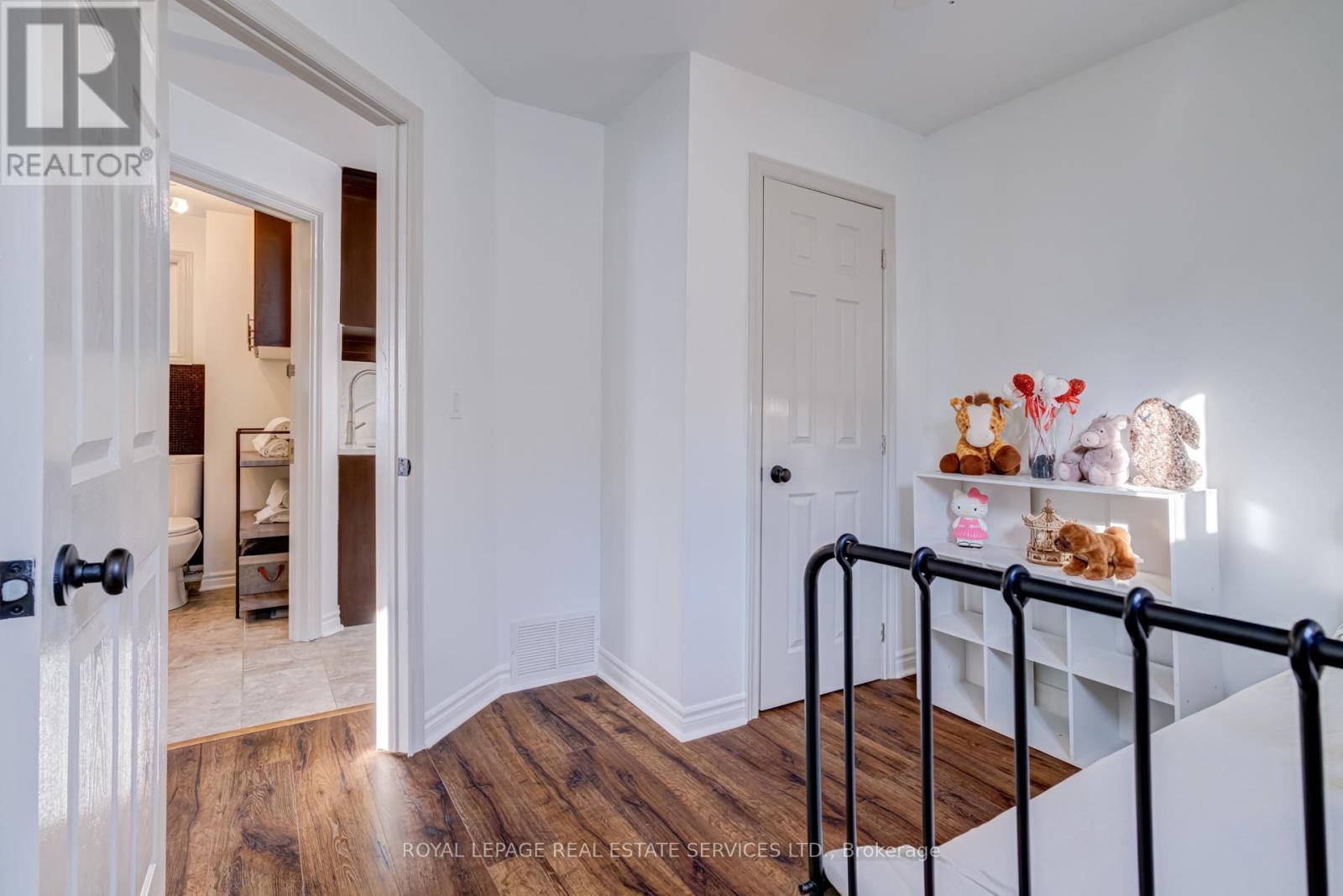 36 Harmony Avenue, Hamilton (Homeside), Ontario  L8H 4X2 - Photo 20 - X12440011