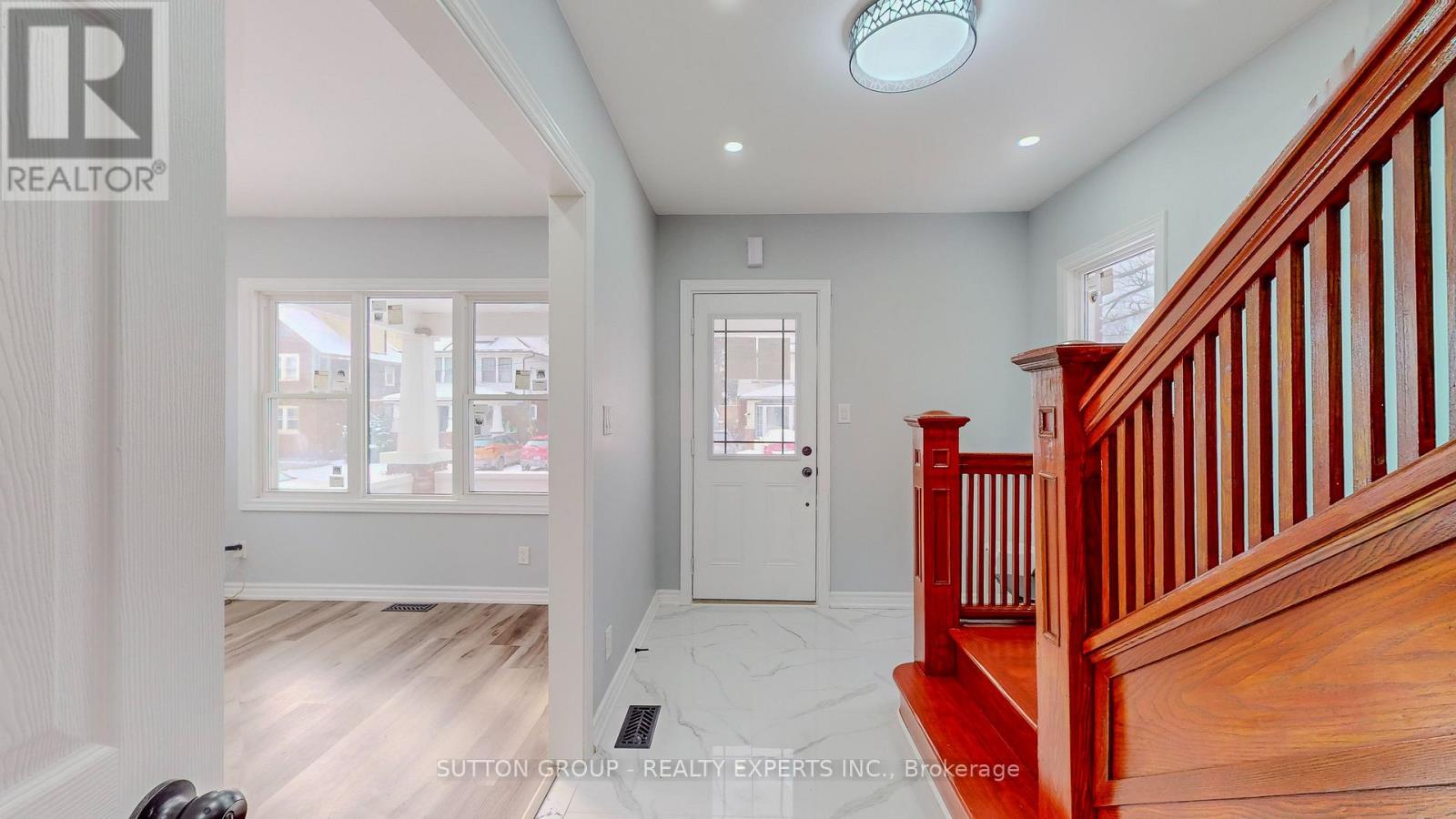 4357 Seneca Street, Niagara Falls, Ontario  L2E 1G5 - Photo 4 - X12440022