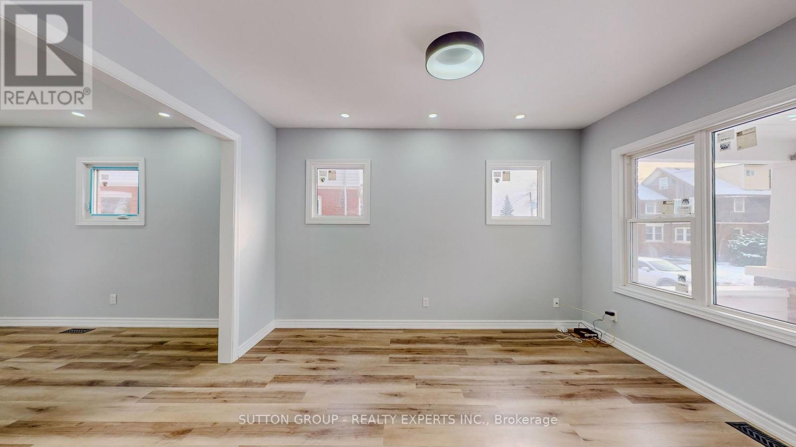 4357 Seneca Street, Niagara Falls, Ontario  L2E 1G5 - Photo 8 - X12440022