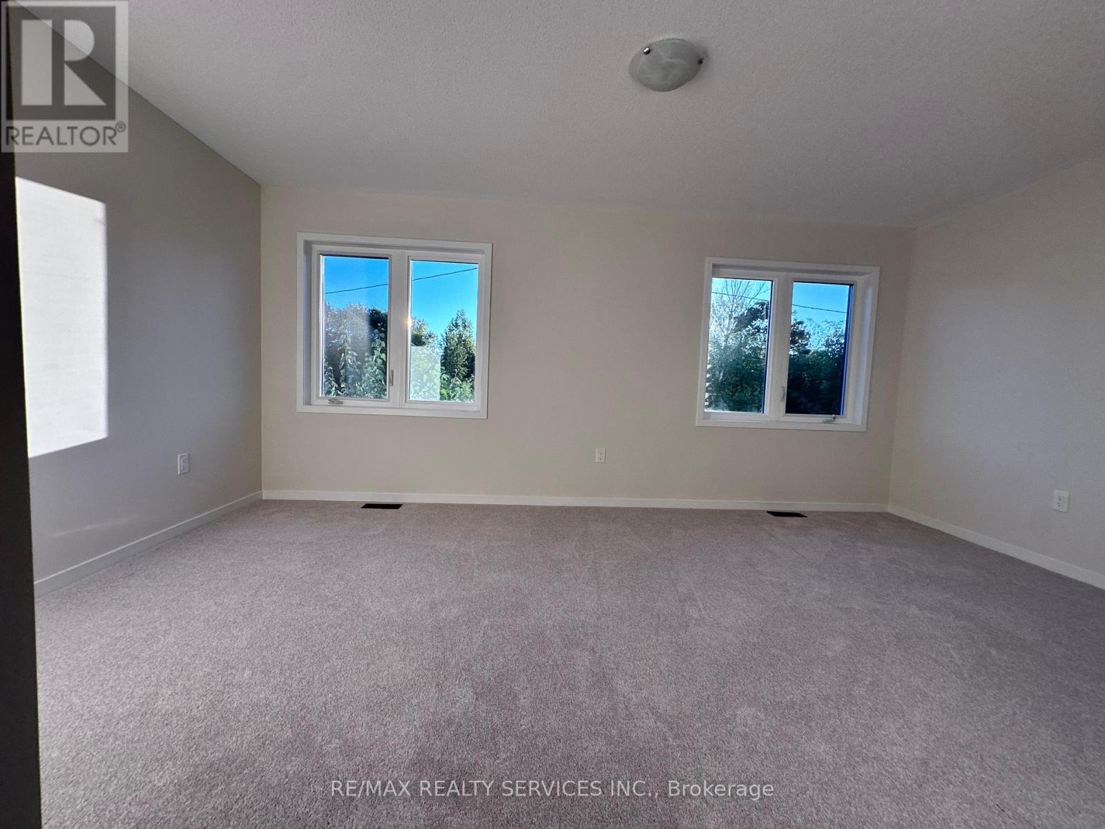 23 Radium Lane, Cambridge, Ontario  N1P 1H1 - Photo 13 - X12440026