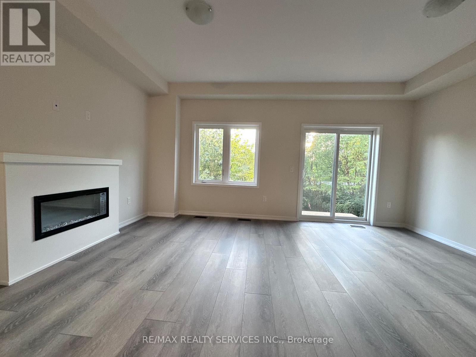 23 Radium Lane, Cambridge, Ontario  N1P 1H1 - Photo 2 - X12440026