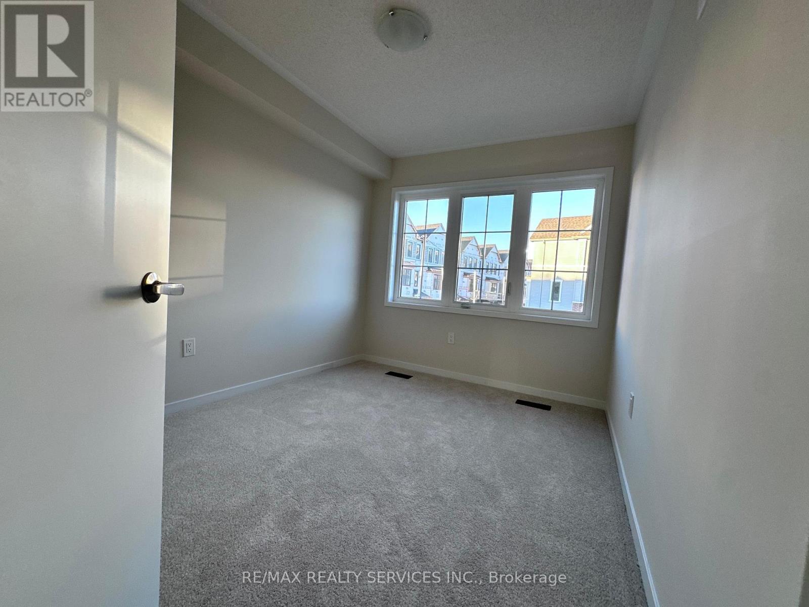 23 Radium Lane, Cambridge, Ontario  N1P 1H1 - Photo 20 - X12440026