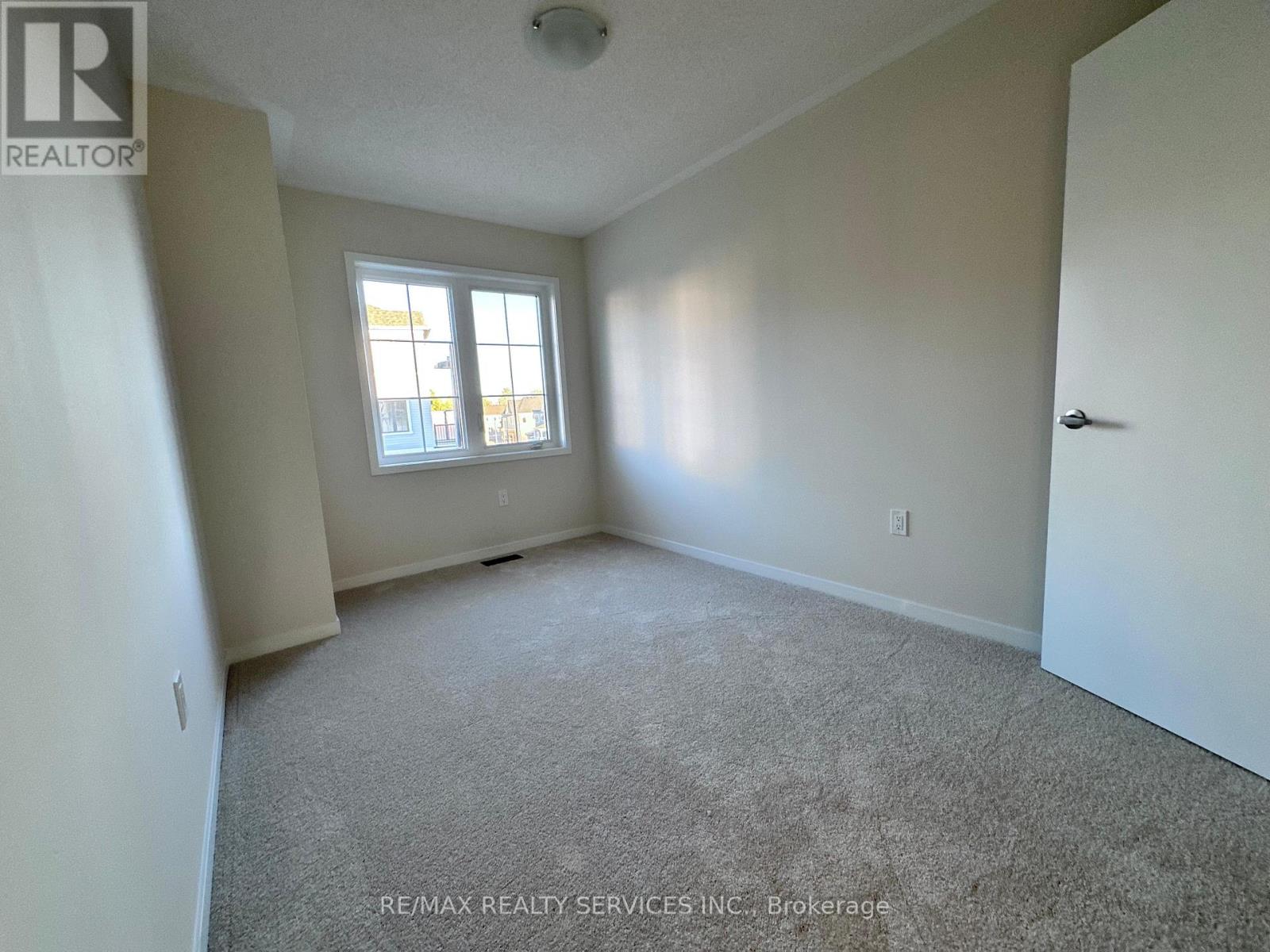 23 Radium Lane, Cambridge, Ontario  N1P 1H1 - Photo 24 - X12440026