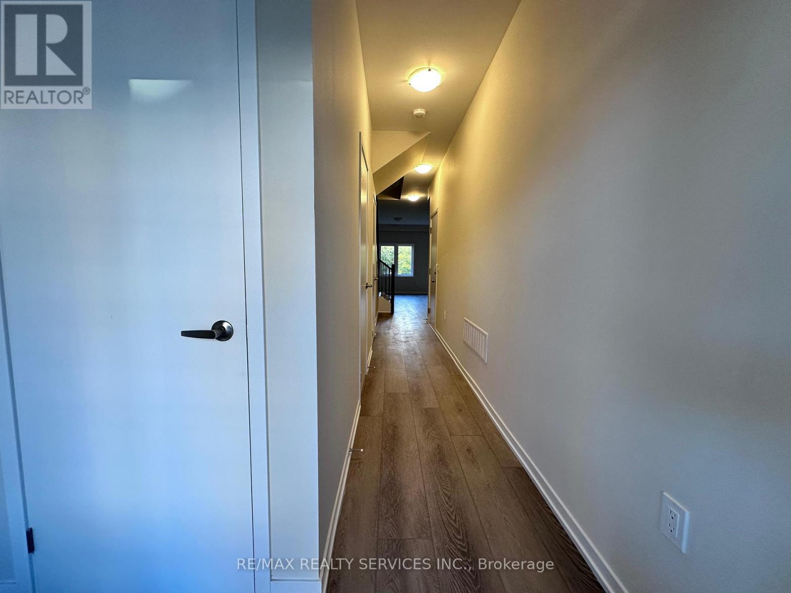 23 Radium Lane, Cambridge, Ontario  N1P 1H1 - Photo 7 - X12440026