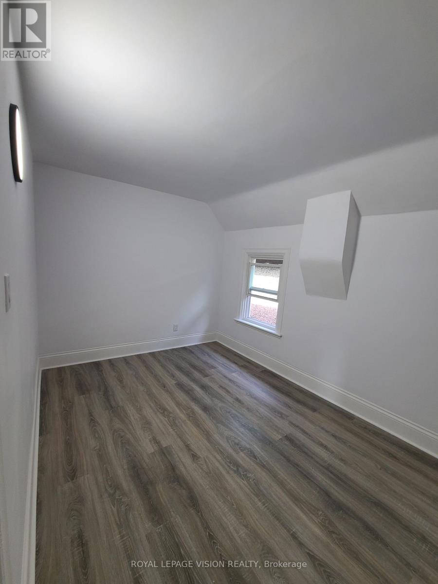 56 Munroe Street, Hamilton, Ontario  L8L 3V7 - Photo 29 - X12440039