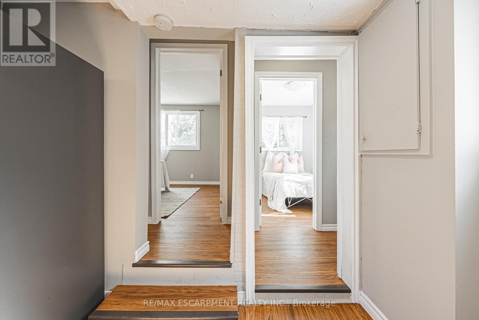 24 Rowanwood Street, Hamilton, Ontario  L8L 7H3 - Photo 19 - X12440074